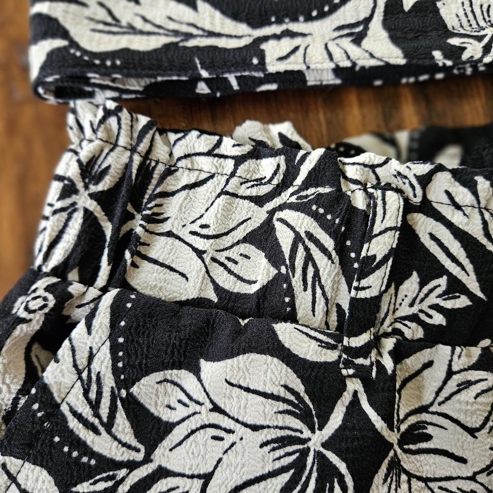 Northern Reflections Lightweight Bottom size large - Picture 2 of 6